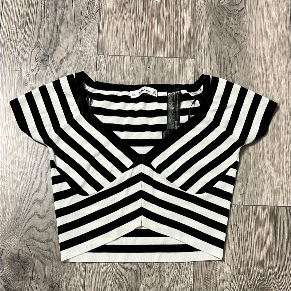 Black and White Crop Top from Zara.